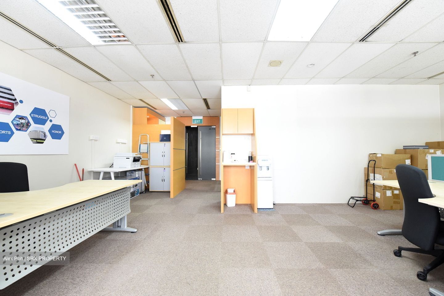 Parkway Parade (D15), Office #472751041